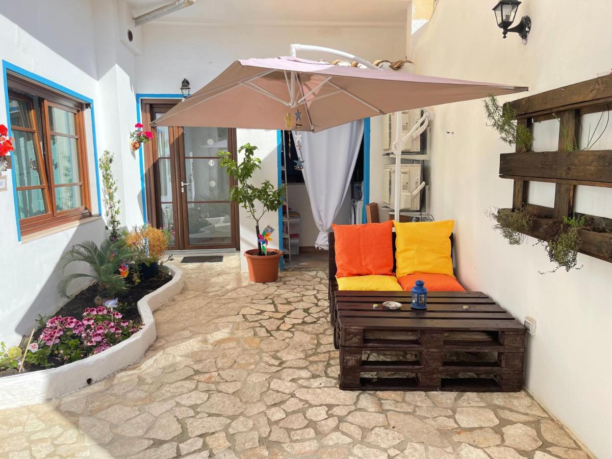 Canne Al Vento Quartu SantʼElena Exterior foto